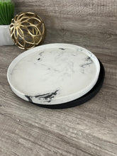 Load image into Gallery viewer, Round Concrete Display Tray | Decorative Concrete Coffee Table Tray