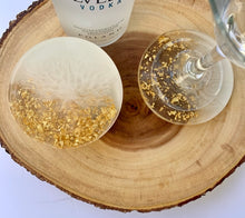 Load image into Gallery viewer, White and Gold Coaster Set