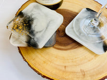 Load image into Gallery viewer, Square Black & White Coaster Set