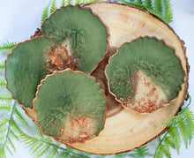 Load image into Gallery viewer, Geode Green Coaster Set