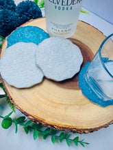 Load image into Gallery viewer, Blue and White Druzy Coaster Set