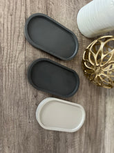 Load image into Gallery viewer, Concrete Oval Trinket Tray | Concrete Vanity Tray |  Soap Dish
