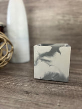 Load image into Gallery viewer, Marbled Concrete Square Planter | Succulant Pot | Small Planter |
