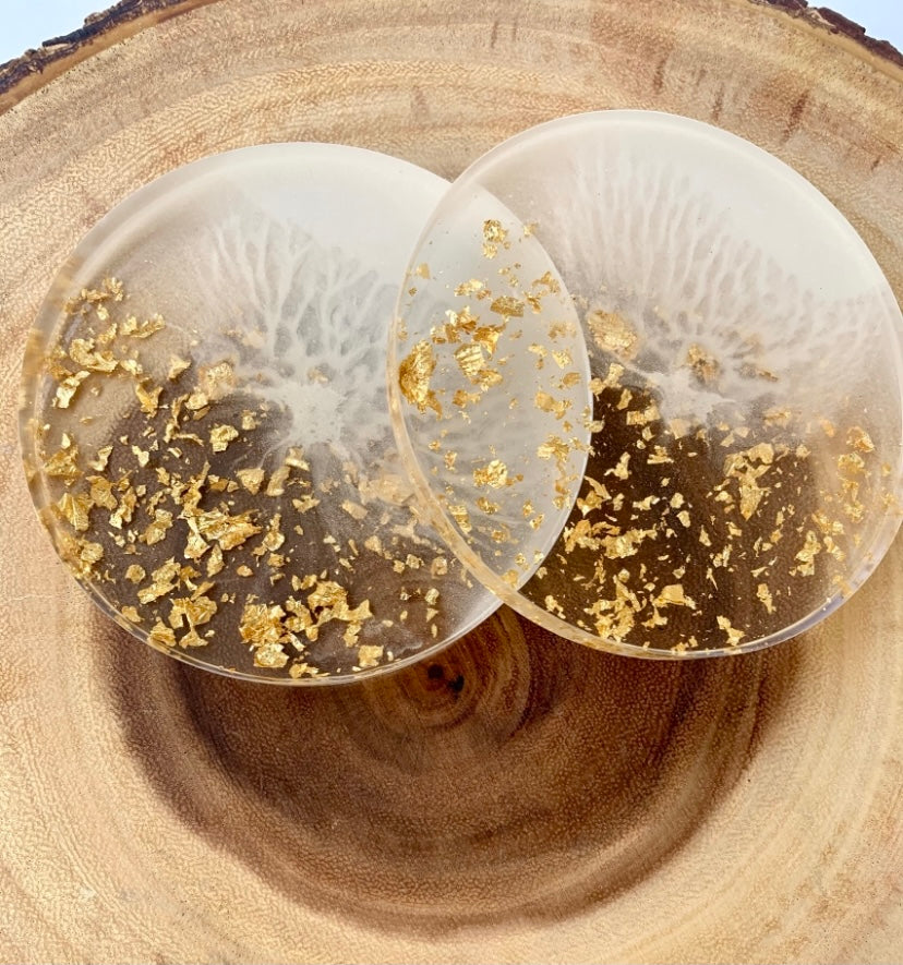 White and Gold Coaster Set