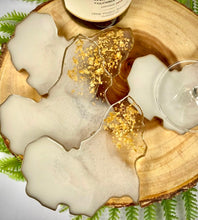Load image into Gallery viewer, White &amp; Gold African Coaster Set
